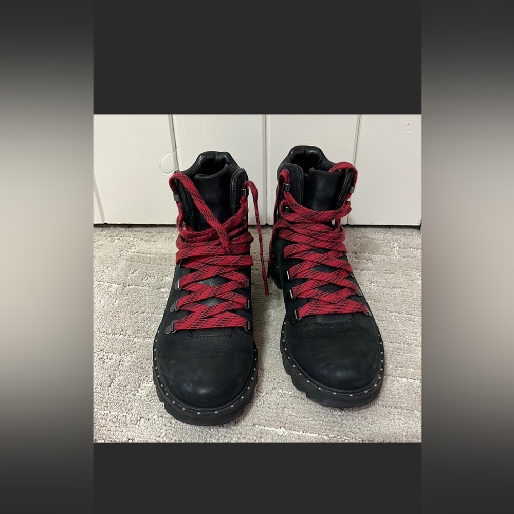 EUC LIKE NEW SOREL Ainsley CONQUEST Leather Hikers - Picture 2 of 10